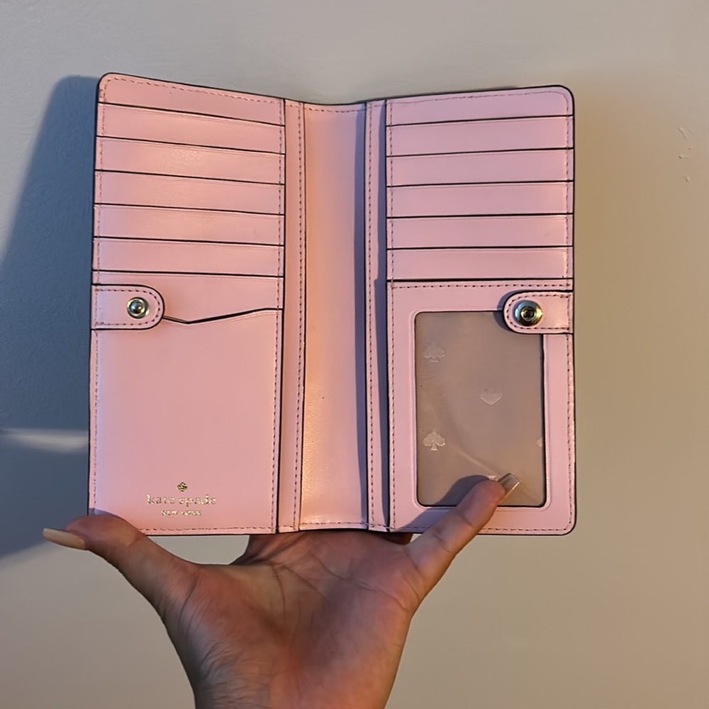 Kate Spade wallet - Picture 3 of 4